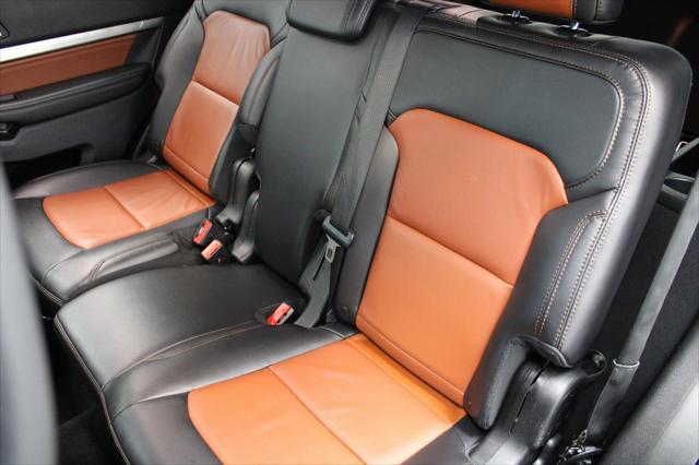 Photo of 2019 Black Metallic Ford Explorer