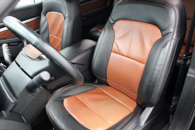Photo of 2019 Black Metallic Ford Explorer