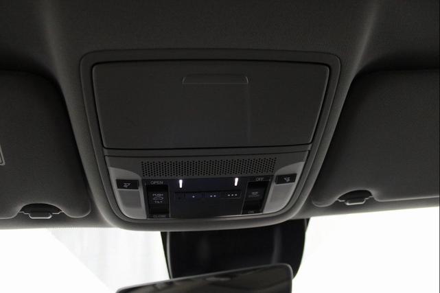 Photo of 2019 White Diamond Pearl Acura MDX