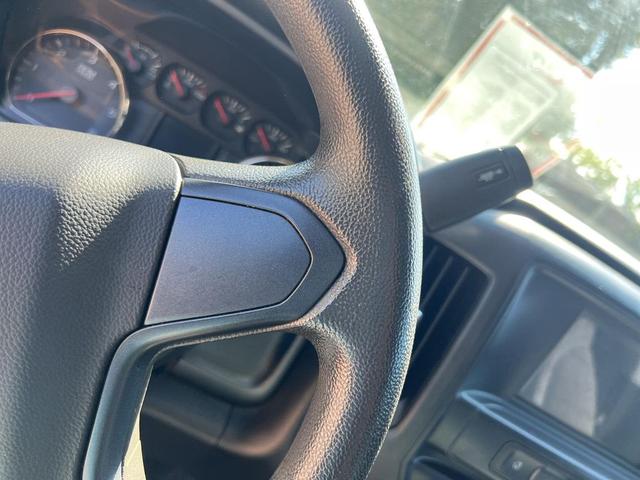 Photo of 2018 Black Chevrolet Silverado 1500