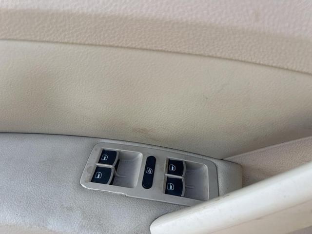 Photo of 2014 Black Volkswagen Passat