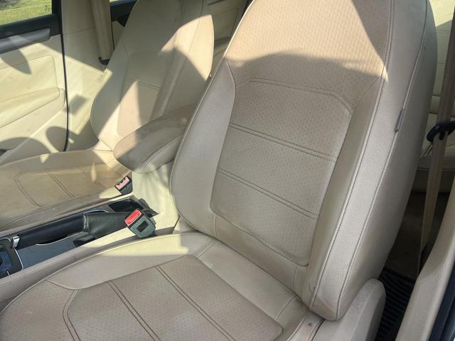 Photo of 2014 Black Volkswagen Passat