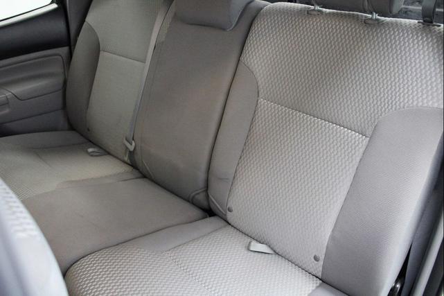 Photo of 2013 Silver Streak Metallic Toyota Tacoma