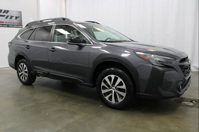 Photo of 2024 Magnetite Gray Metallic Subaru Outback