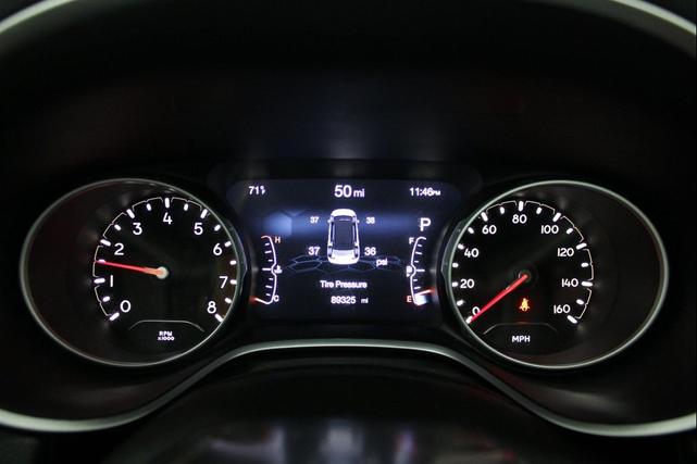Photo of 2019 Granite Crystal Metallic Clearcoat Jeep Compass