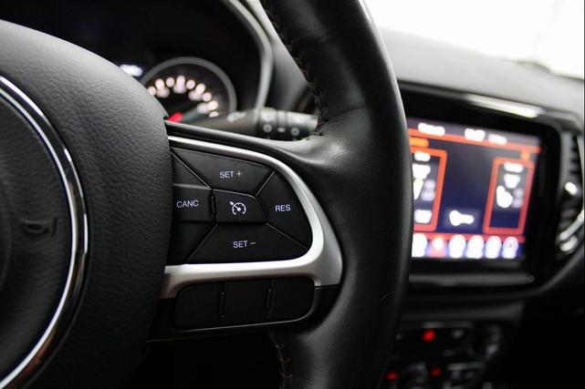 Photo of 2019 Granite Crystal Metallic Clearcoat Jeep Compass