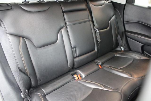 Photo of 2019 Granite Crystal Metallic Clearcoat Jeep Compass