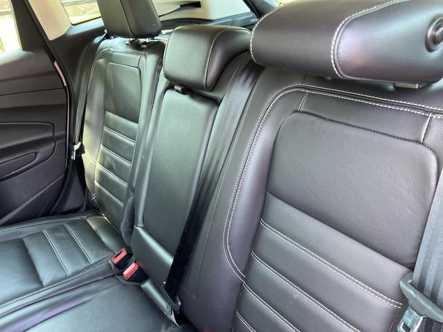 Photo of 2018 White Platinum Ford C-Max Hybrid