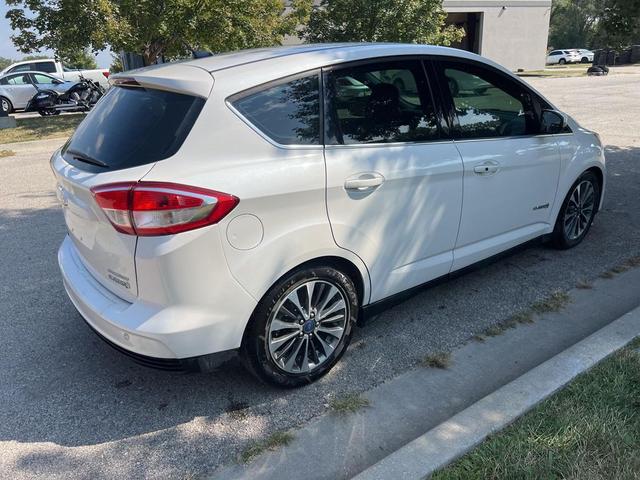 Photo of 2018 White Platinum Ford C-Max Hybrid