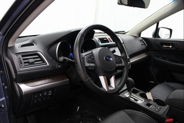 Photo of 2017 Twilight Blue Metallic Subaru Outback