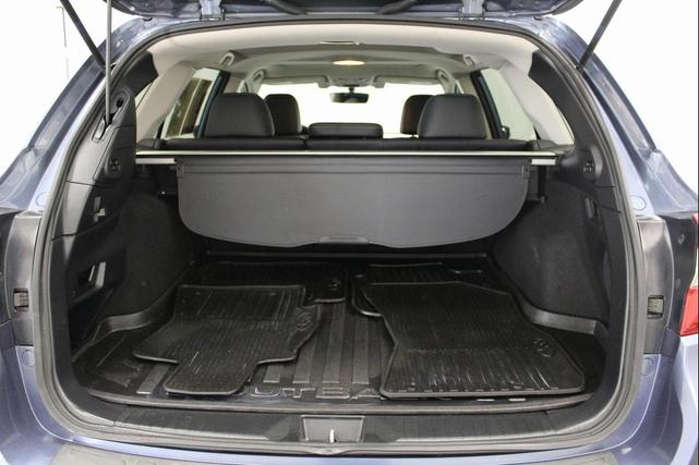Photo of 2017 Twilight Blue Metallic Subaru Outback