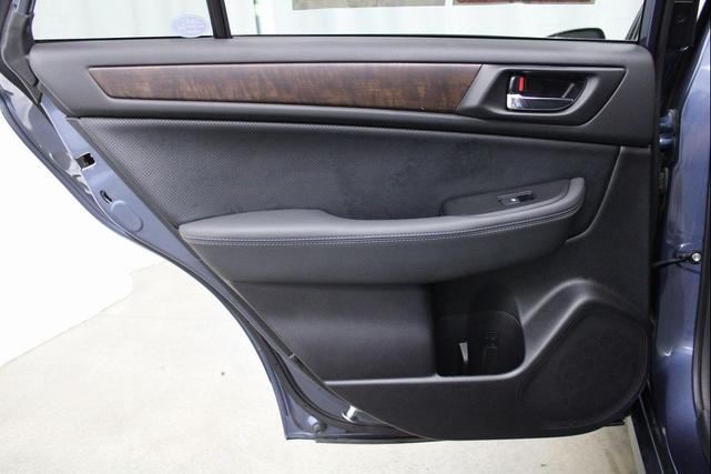 Photo of 2017 Twilight Blue Metallic Subaru Outback