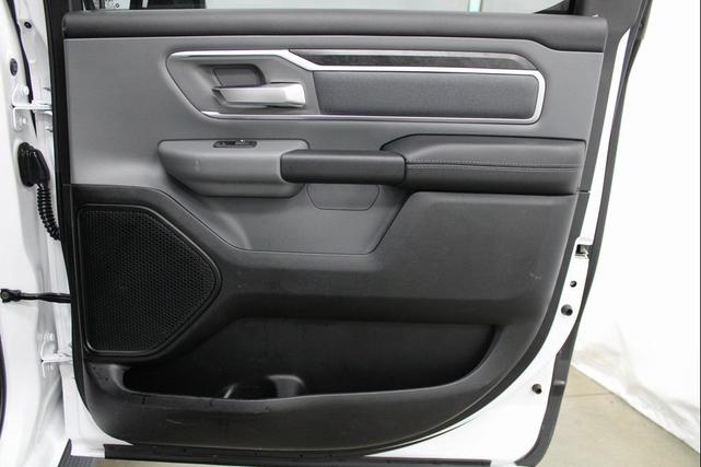 Photo of 2020 Bright White Clearcoat RAM 1500