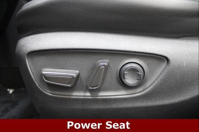 Photo of 2020 Ruby Flare Pearl Toyota Highlander