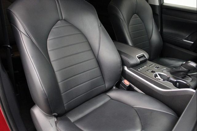 Photo of 2020 Ruby Flare Pearl Toyota Highlander