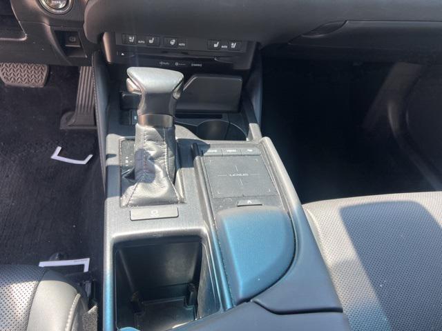Photo of 2019 Black Lexus ES 350