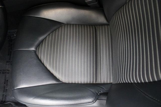 Photo of 2019 Midnight Black Metallic Toyota Camry