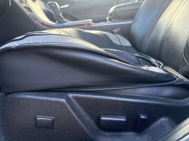 Photo of 2012 Black Diamond Tricoat Cadillac CTS