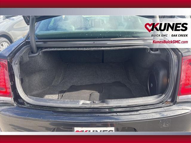 Photo of 2022 Gloss Black Chrysler 300