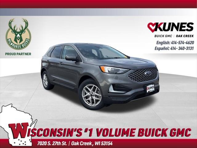 Photo of 2024 Gray Metallic Ford Edge