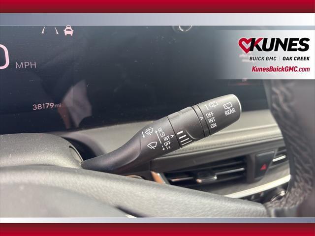 Photo of 2024 Summit White Buick Encore GX