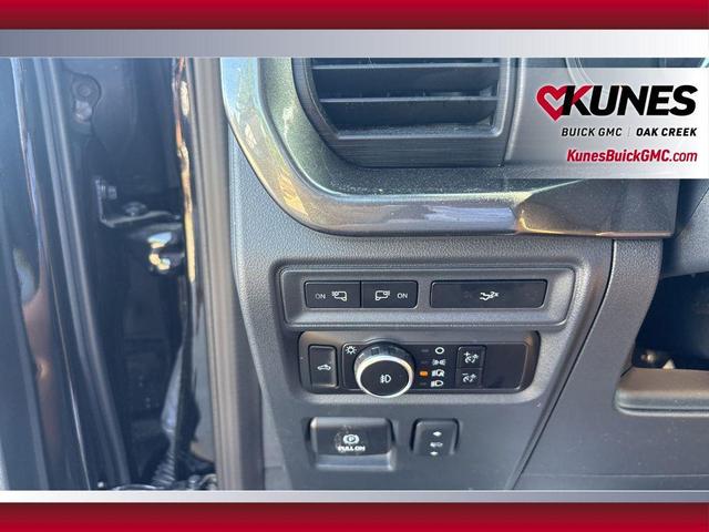 Photo of 2023 Agate Black Metallic Ford F-150