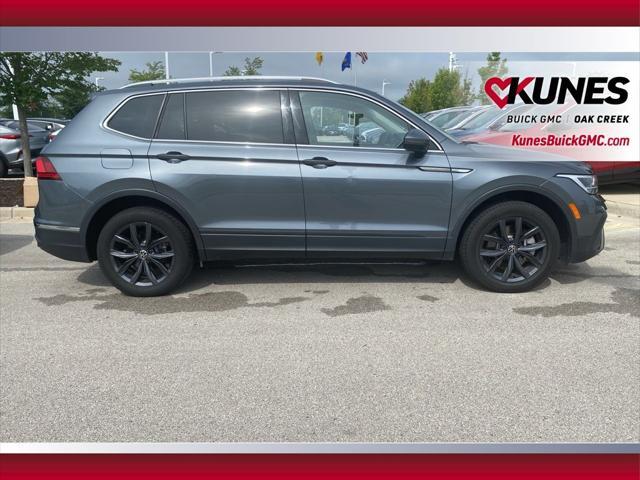 Photo of 2024 Platinum Gray Metallic Volkswagen Tiguan