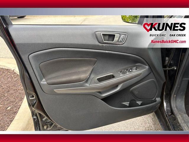 Photo of 2021 Shadow Black Ford EcoSport