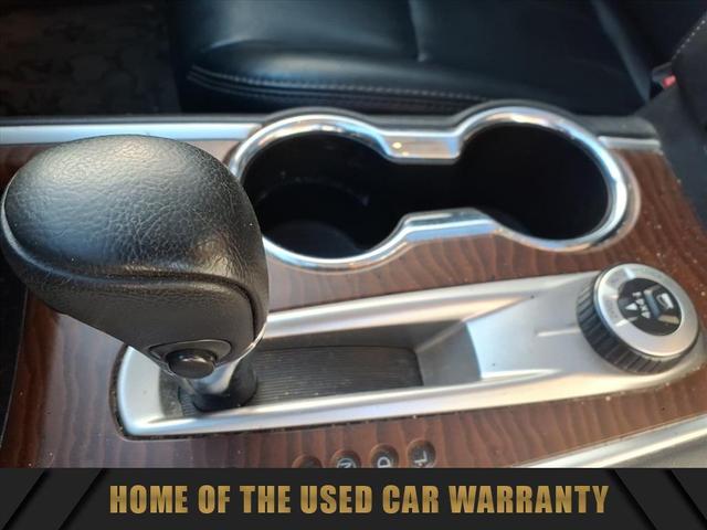 Photo of 2017 Magnetic Black Metallic Nissan Pathfinder