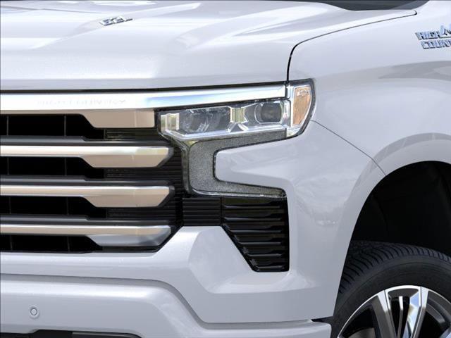 Photo of 2026 Polar White Tricoat Chevrolet Silverado 1500