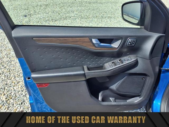 Photo of 2020 Blue Ford Escape