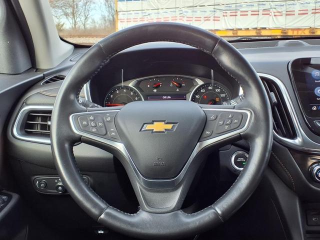 Photo of 2022 Summit White Chevrolet Equinox