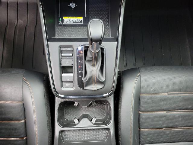 Photo of 2024 Gray Honda CR-V Hybrid