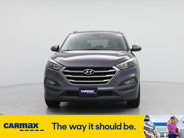 Photo of 2018 Gray Hyundai TUCSON