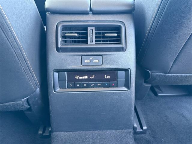 Photo of 2024 Jet Black Mica Mazda CX-90
