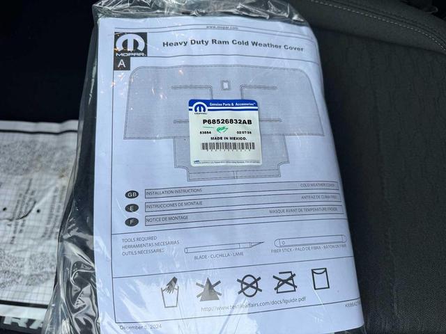 Photo of 2025 Granite Crystal Metallic Clearcoat RAM 2500