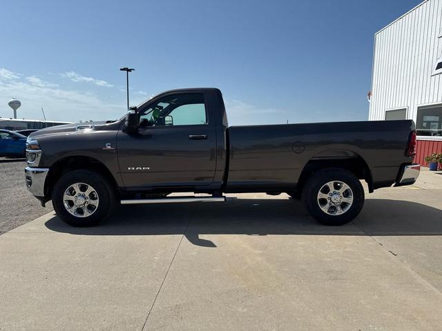 Photo of 2025 Granite Crystal Metallic Clearcoat RAM 2500
