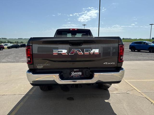 Photo of 2025 Granite Crystal Metallic Clearcoat RAM 2500
