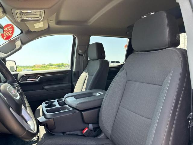 Photo of 2024 Dynamic Blue Metallic GMC Sierra 1500