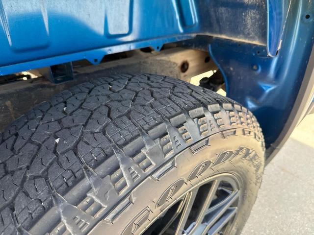 Photo of 2024 Dynamic Blue Metallic GMC Sierra 1500