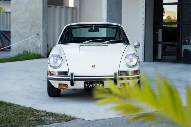 Photo of 1968 White Porsche 911