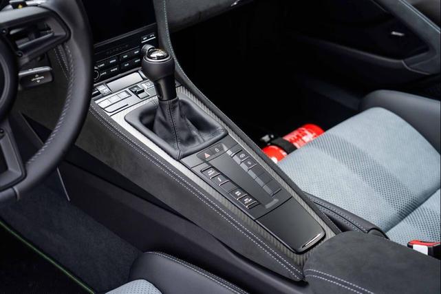 Photo of 2024 White Porsche 718 Cayman