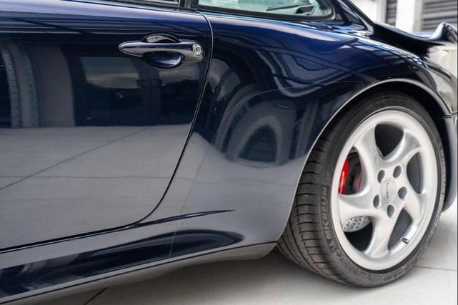 Photo of 1996 Midnight Blue Metallic Porsche 911