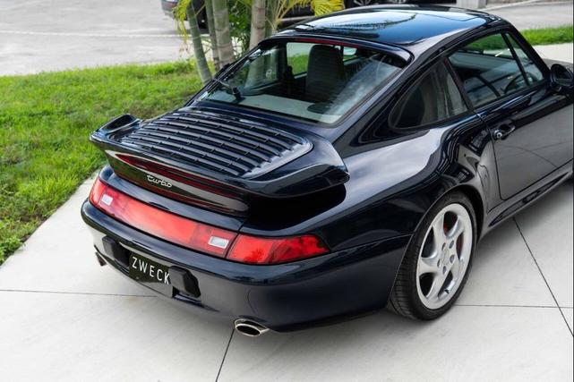 Photo of 1996 Midnight Blue Metallic Porsche 911