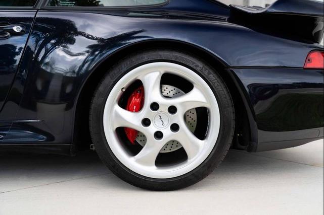 Photo of 1996 Midnight Blue Metallic Porsche 911