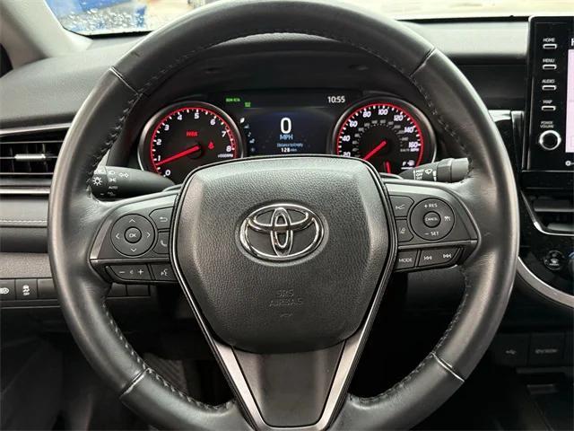 Photo of 2023 Silver Toyota Camry