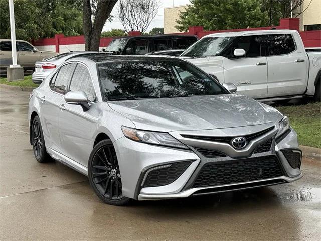 Photo of 2023 Silver Toyota Camry
