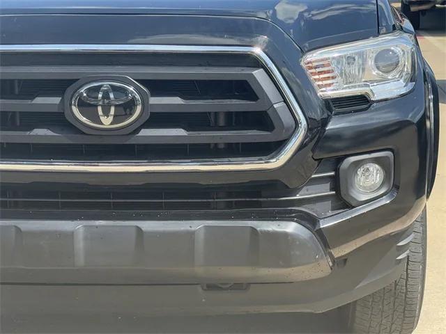 Photo of 2021 Midnight Black Toyota Tacoma