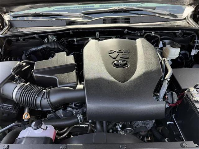 Photo of 2021 Midnight Black Toyota Tacoma