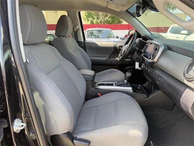 Photo of 2021 Midnight Black Toyota Tacoma